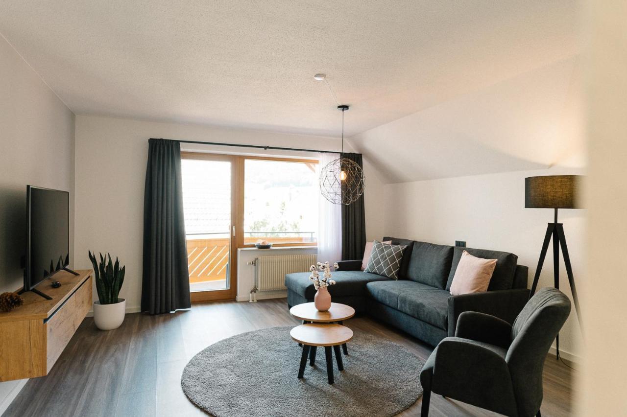 Moderne 2 Zi.-Fewo Blackforest Art Barrierefrei Naehe Freiburg 시몬스발드 외부 사진