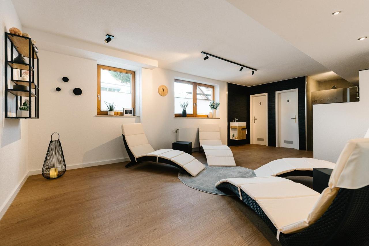 Moderne 2 Zi.-Fewo Blackforest Art Barrierefrei Naehe Freiburg 시몬스발드 외부 사진